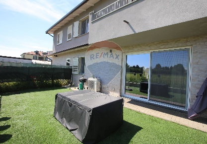 Foto Villa a schiera in VIA FAMILIA CAVAGNINI, Certosa di Pavia di 124 m²