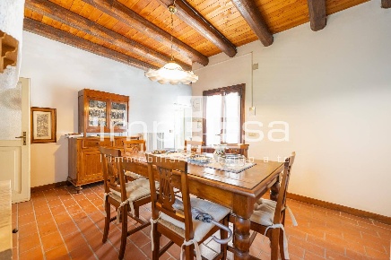 Foto Casa indipendente in Via Castellana, Martellago Centro di 184 m²