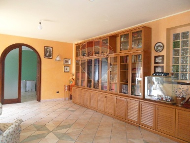 Foto Villa singola in Via Firrio, Caltanissetta Centro di 321 m² in vendita