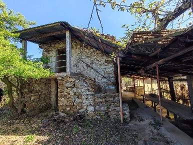 Foto Casa indipendente in Località Collabella snc, Dolceacqua di 90 m²