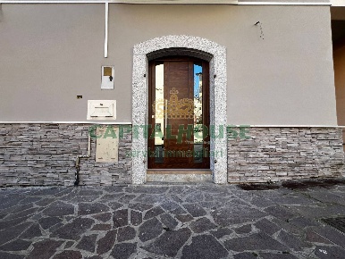 Foto Case semi ndipendenti a Pratola Serra di 75 m² con 4 locali in vendita