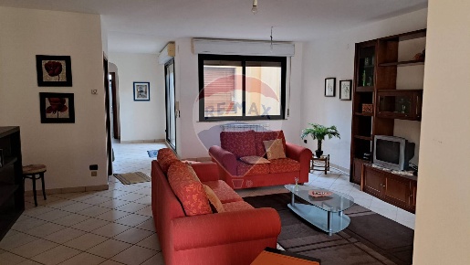 Foto Casa indipendente in via Roma, Canicattini Bagni di 190 m² in vendita