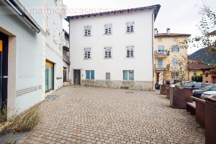 Foto Case semi ndipendenti in Piazza Gugliemo Marconi, Cembra Lisignago