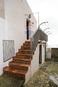 Foto Casa indipendente in Via Fazzi, Enna Centro di 115 m² con 5 locali