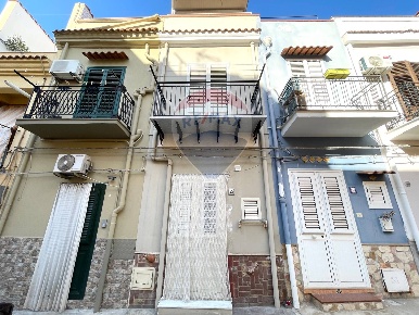 Foto Casa indipendente in Via dei Mille, Terrasini in vendita