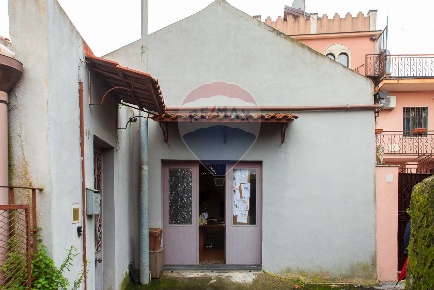 Foto Casa indipendente a Gravina di Catania Centro di 125 m² con 4 locali