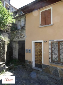 Foto Casa indipendente in gurro, Gurro di 160 m² con 8 locali in vendita