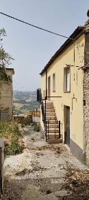 Foto Casa indipendente in Via Roma, Tavenna in vendita