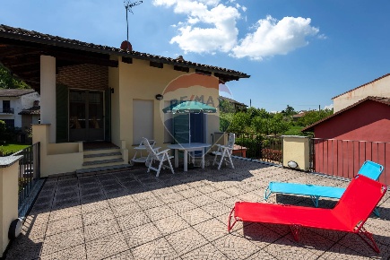 Foto Case semi ndipendenti in via roma, Baldissero d'Alba Centro di 250 m²