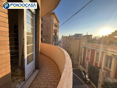 Foto Appartamento a Savona Villetta, Valloria di 178 m² con 6 locali