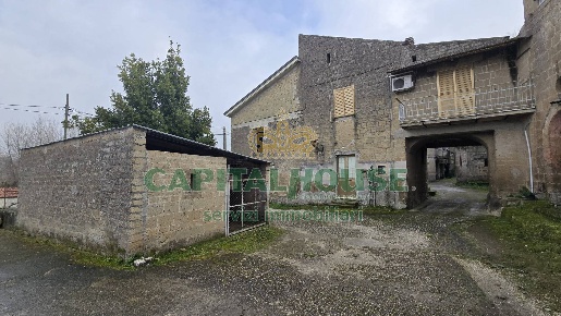 Foto Case semi ndipendenti a Sant'Agata de' Goti di 78 m² con 3 locali