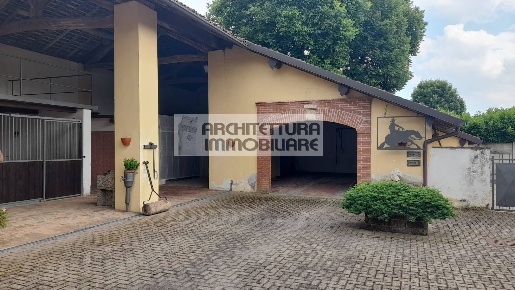 Foto Casa indipendente in VIA MARCONI, Mezzana Rabattone Centro di 230 m²
