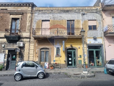 Foto Casa indipendente in VIA VITTORIO EMANUELE III, Belpasso Centro