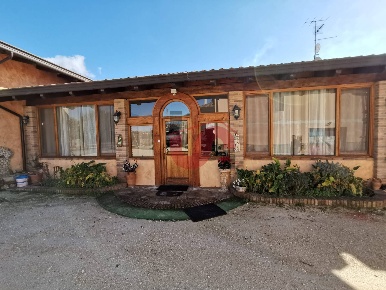 Foto Casa indipendente in Via Cesine, San Giorgio del Sannio Cesine