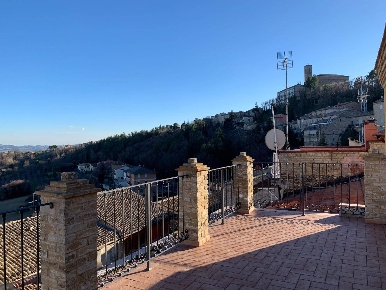 Foto Casa indipendente in Via San Martino, Montegiorgio in vendita