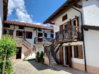 Foto Case semi ndipendenti in Via Villa Vignui, Feltre in vendita