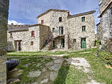Foto Case semi ndipendenti a Montecopiolo in vendita