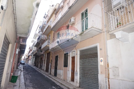 Foto Casa indipendente in VIA CARMELO MOLTISANTI, Ragusa Centro di 360 m²