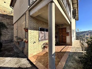 Foto Casa indipendente a Ponzano di Fermo in vendita