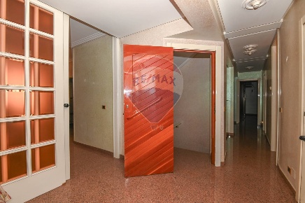 Foto Casa indipendente in via Venezia, Comiso Centro di 400 m² in vendita