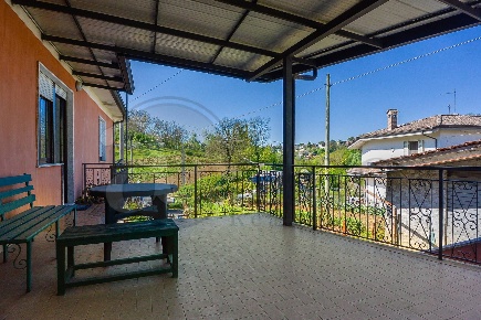 Foto Casa indipendente in Via Colle della Mola, Monte San Giovanni Campano