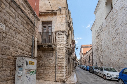 Foto Casa indipendente in Via Flavio Giugno, Andria Centro Storico