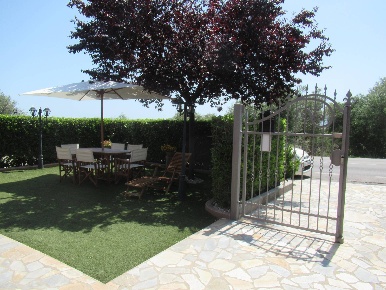 Foto Casa indipendente in contrada vicenne, Pianella Centro di 82 m²