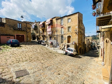 Foto Case semi ndipendenti a Piazza Armerina di 104 m² con 4 locali
