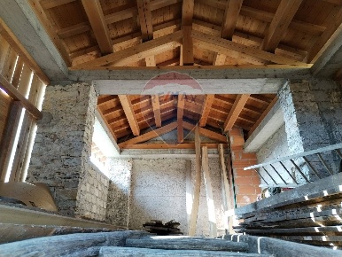 Foto Case semi ndipendenti in localita' Canai, Borgo Valbelluna in vendita