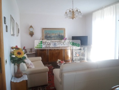 Foto Case semi ndipendenti in Vasto Nord, Vasto di 194 m² con 8 locali