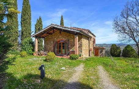 Foto Casa indipendente in VIa Selvole, Castelnuovo Berardenga di 154 m²