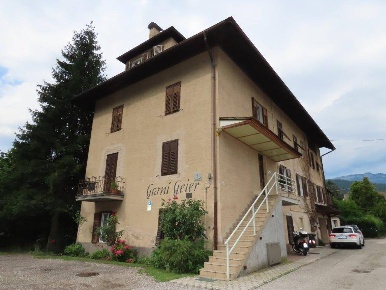 Foto Casa indipendente in Via San Giacomo, Laives San Giacomo di 350 m²
