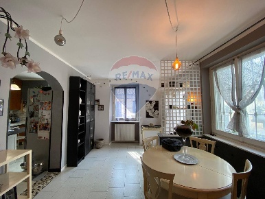 Foto Case semi ndipendenti in Via Vittorio Emanuele II, Montebello