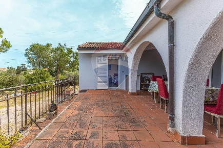 Foto Casa indipendente in S.V. Li Mucci 1° traversa, Sassari di 191 m²