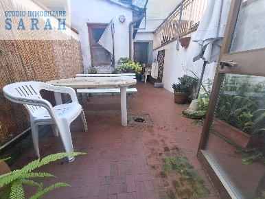 Foto Casa indipendente in Via Zanardelli, Viareggio Lungomare di 100 m²