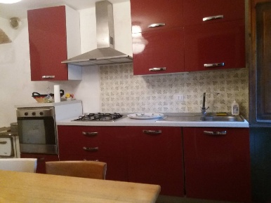 Foto Case indipendenti in via mercatale, Chianni Centro di 106 m²