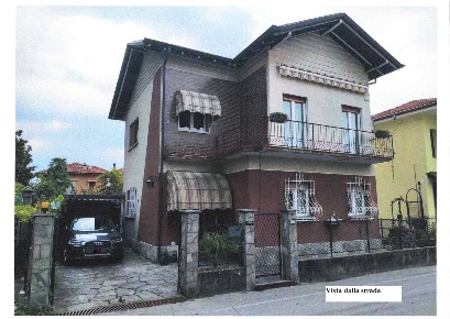 Foto Casa indipendente in Via Trento, Verbania in vendita