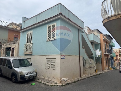 Foto Casa indipendente in Via Agostino de Pretis, Pachino Centro di 168 m²