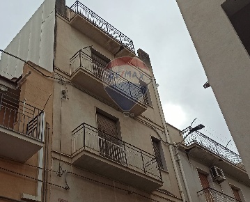 Foto Casa indipendente in C/so San Francesco, Comiso Centro di 120 m²