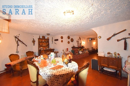 Foto Casa indipendente in Via Alfano, Viareggio Torre del Lago di 250 m²