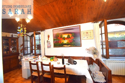 Foto Casa indipendente in Via Alfano, Viareggio Torre del Lago di 250 m²