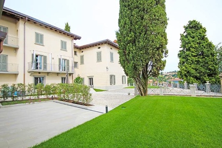 Foto Case indipendenti in via borgo canale, Bergamo Colli di 350 m²