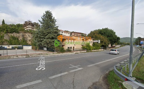 Foto Casa indipendente in Strada Statale 17, Pesche di 860 m² con 20 locali