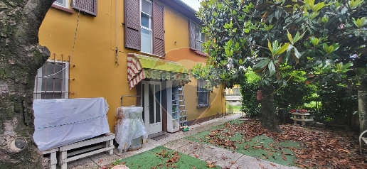 Foto Casa indipendente in Via Della Fragola, Ferrara San Bartolomeo