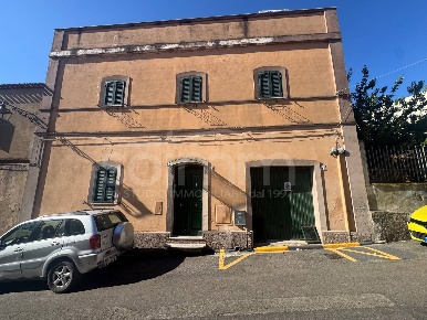 Foto Villa singola a Sinnai Centro di 166 m² con 5 locali in vendita