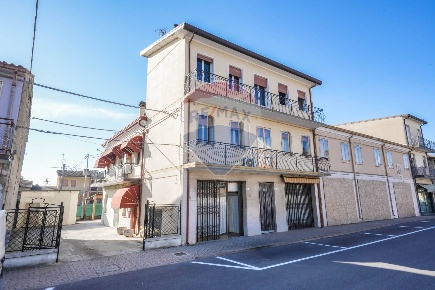 Foto Case semi ndipendenti in Via Vittorio Veneto, Codigoro Mezzogoro