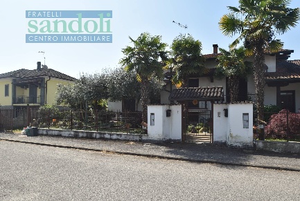 Foto Casa indipendente in Via Papa Giovanni XXIII, Palestro Centro