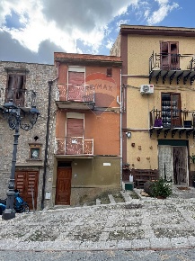 Foto Casa indipendente in via serpotta, Caccamo di 118 m² con 4 locali