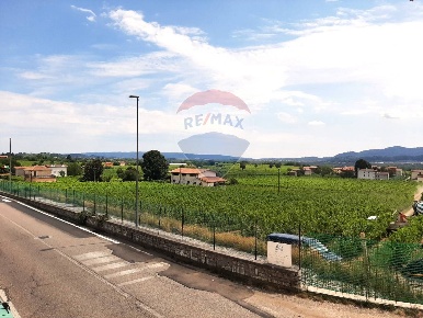 Foto Casa indipendente in Via Giuseppe Garibaldi, Valdobbiadene Centro