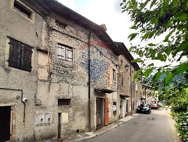 Foto Case semi ndipendenti in Via Cal de Cros, Follina Centro di 120 m²